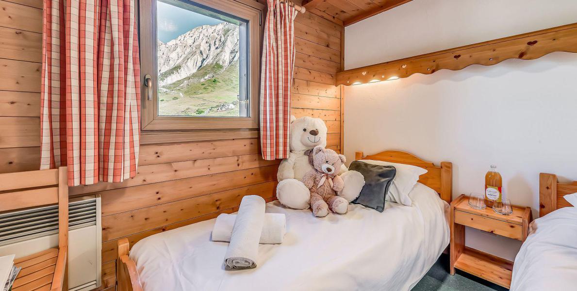 Rent in ski resort 8 room chalet 14 people (CH) - Chalet l'Armoise - Tignes - Bedroom