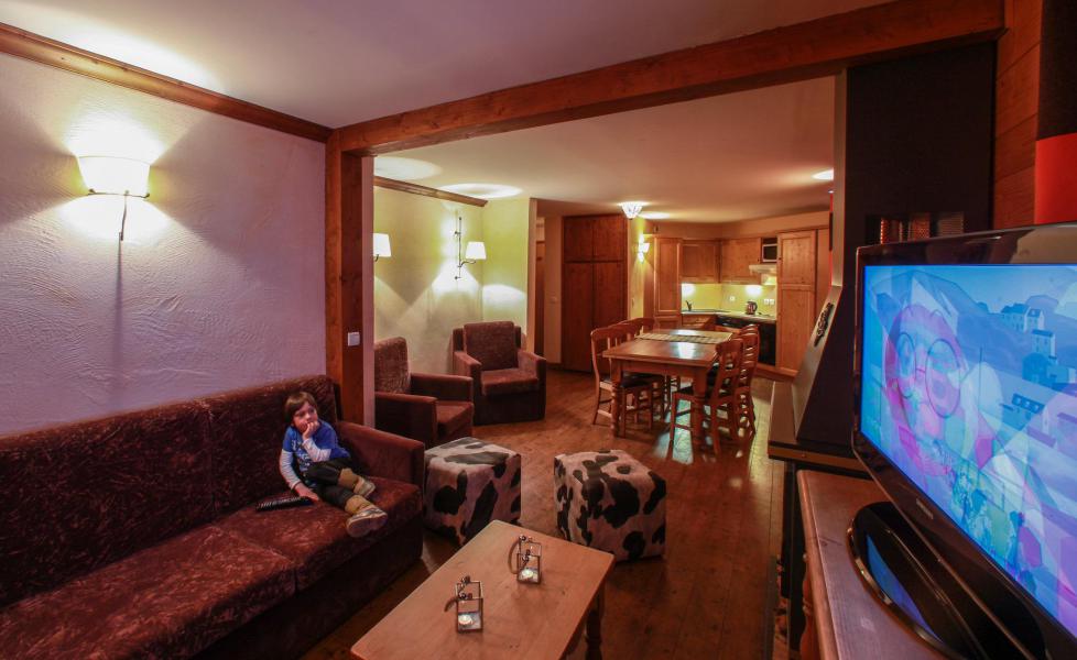 Аренда на лыжном курорте Апартаменты 6 комнат 10 чел. - Chalet le Planton - Tignes - Салон