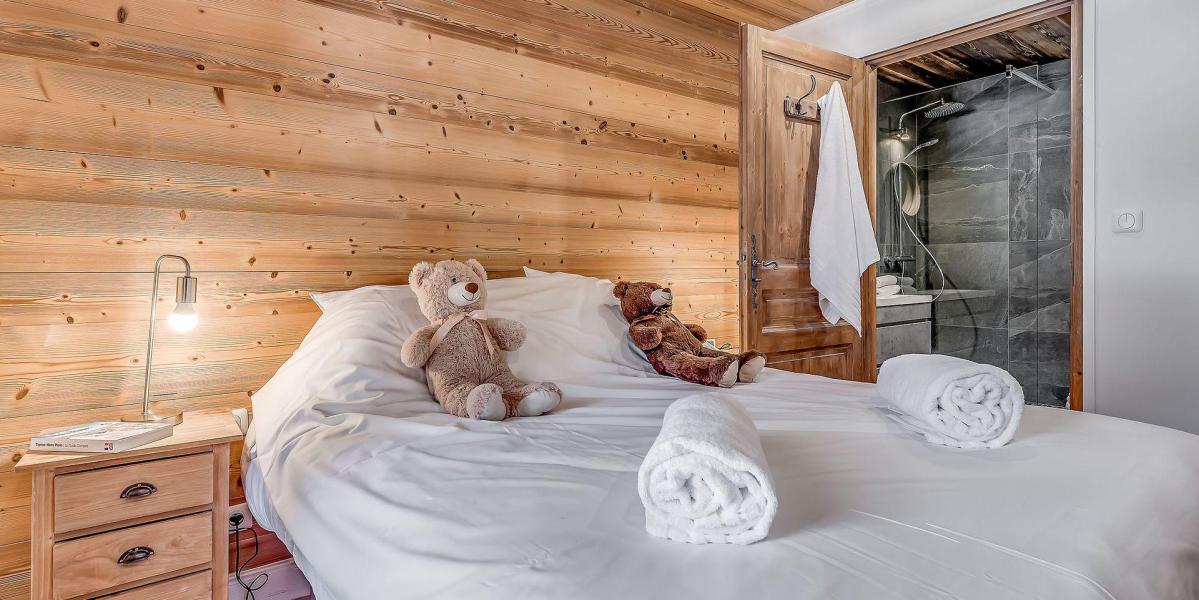 Rent in ski resort Semi-detached 7 room chalet 12 people (CH) - Chalet Paradis Blanc - Tignes - Master bedroom