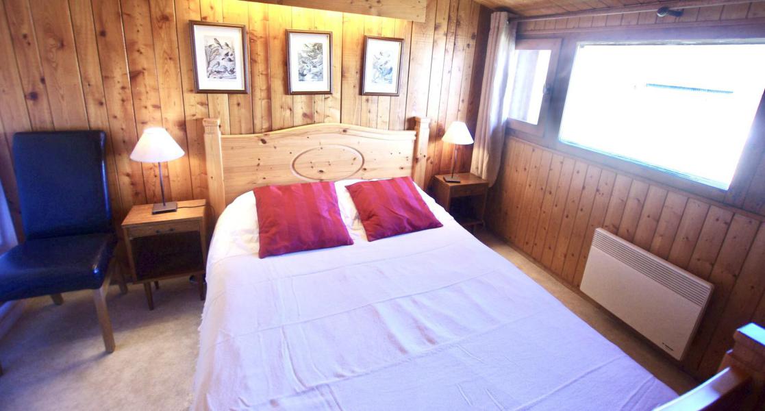 Rent in ski resort 8 room chalet 15 people (CH) - Chalet Pré-Saint-Jacques - Tignes - Bedroom