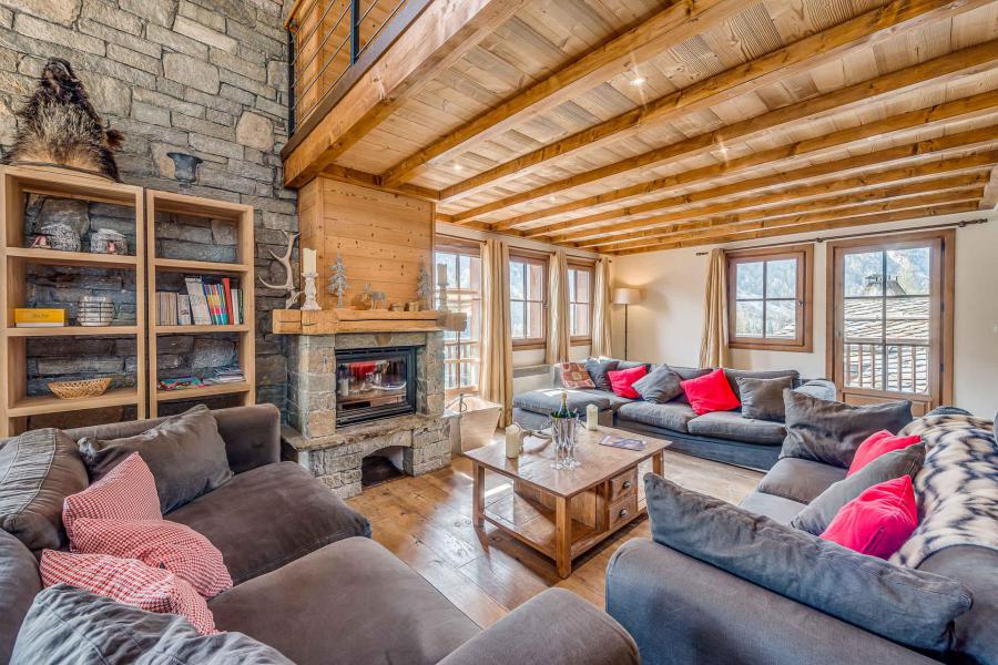 Rent in ski resort 7 room chalet 12 people (CH) - Chalet Whistler - Tignes - Living room