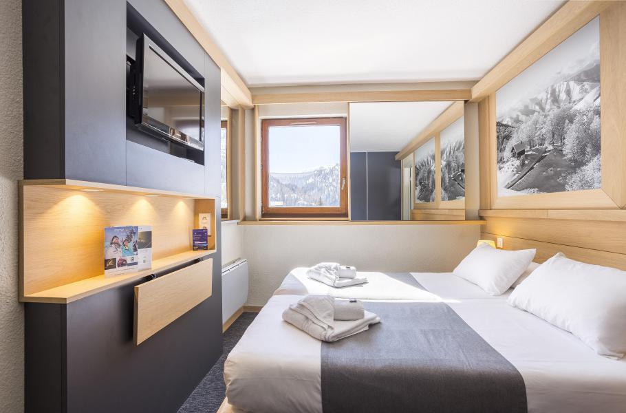Rent in ski resort Hôtel Club MMV les Brévières - Tignes - Bedroom
