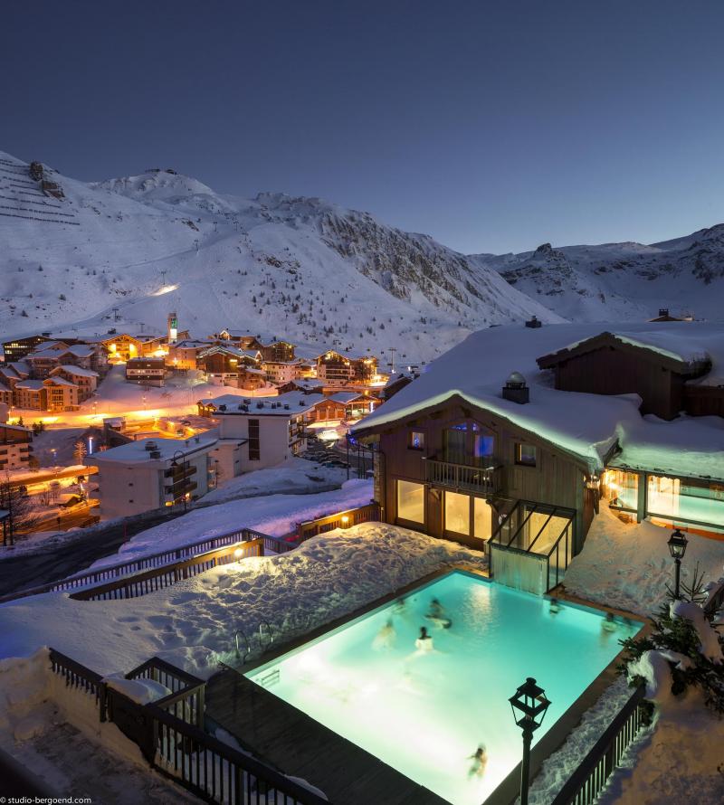 Аренда на лыжном курорте Hôtel Village Montana - Tignes - зимой под открытым небом