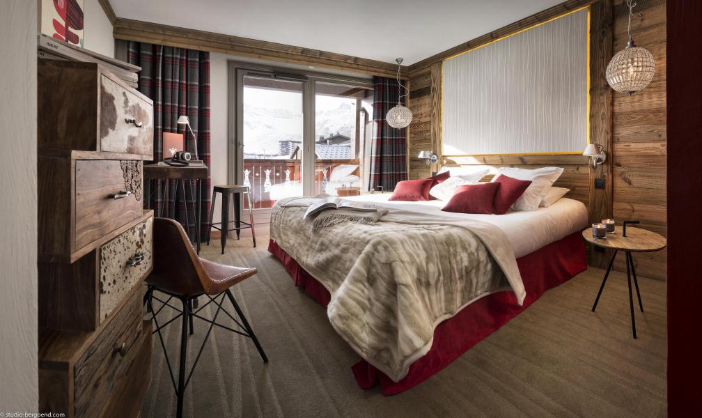 Rent in ski resort Hôtel Village Montana - Tignes - Double bed