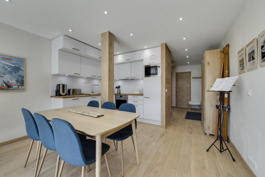 Rent in ski resort 2 room apartment 4 people (LARGHETTO) - La Résidence Bec Rouge - Tignes - Living room