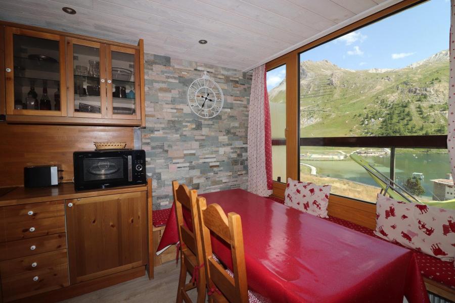 Rent in ski resort 2 room apartment 4 people (3D) - La Résidence Combe Folle - Tignes - Living room