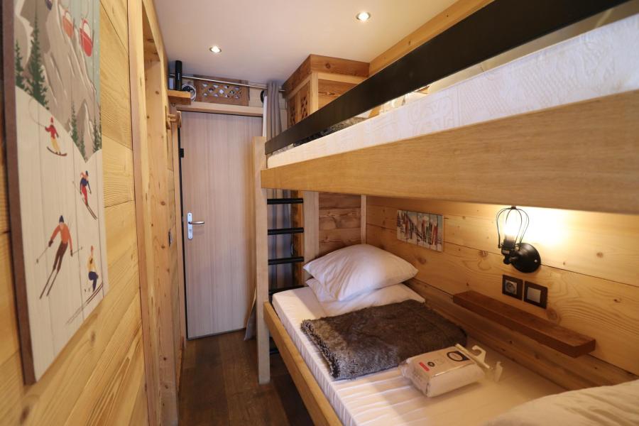 Rent in ski resort Studio sleeping corner 4 people (002) - La Résidence Home Club - Tignes - Bedroom