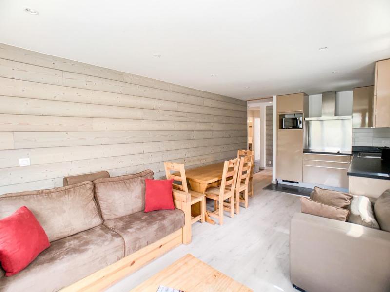 Rent in ski resort 3 room apartment sleeping corner 9 people (06) - La Résidence la Tour du Lac - Tignes - Living room