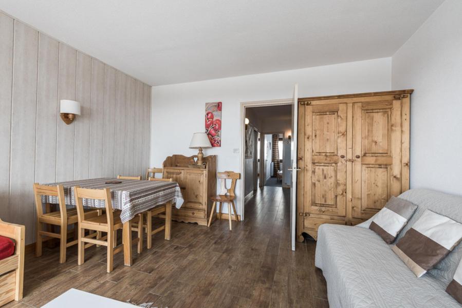 Rent in ski resort 2 room apartment sleeping corner 6 people (623) - La Résidence le Bec Rouge - Tignes - Living room