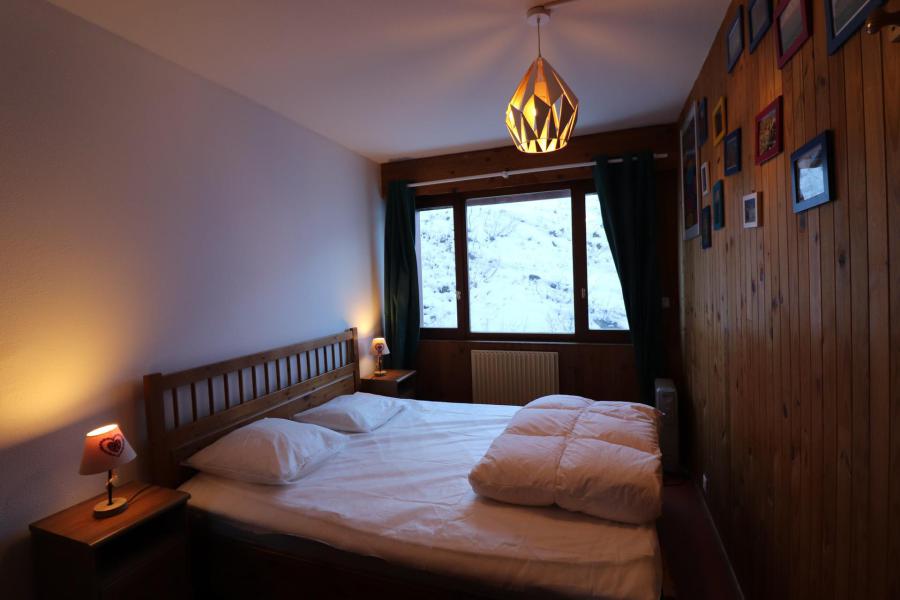 Rent in ski resort 3 room apartment sleeping corner 8 people (601) - La Résidence le Bec Rouge - Tignes - Bedroom
