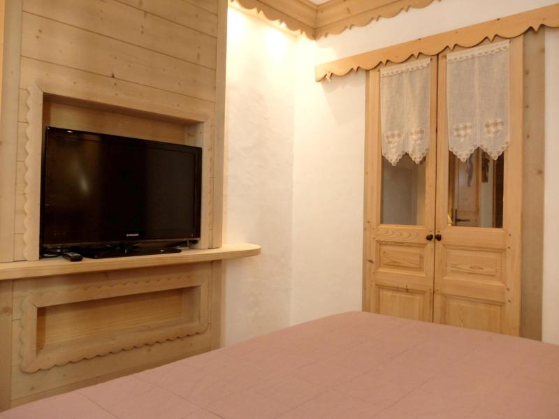 Rent in ski resort 4 room apartment cabin 9 people (07) - La Résidence le Hameau de Tovière - Tignes - Bedroom