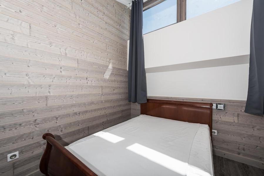 Rent in ski resort 4 room duplex apartment 8 people (5-34) - La Résidence le Hameau de Tovière - Tignes - Bedroom