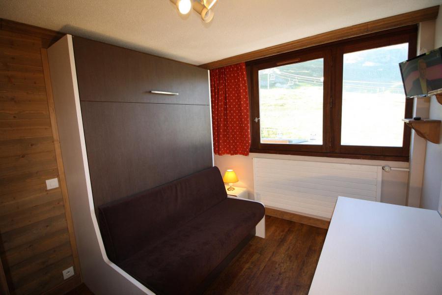 Rent in ski resort Studio 2 people (512CL) - La Résidence le Palafour - Tignes - Living room