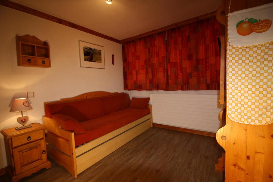Rent in ski resort Studio 2 people (712CL) - La Résidence le Palafour - Tignes - Living room