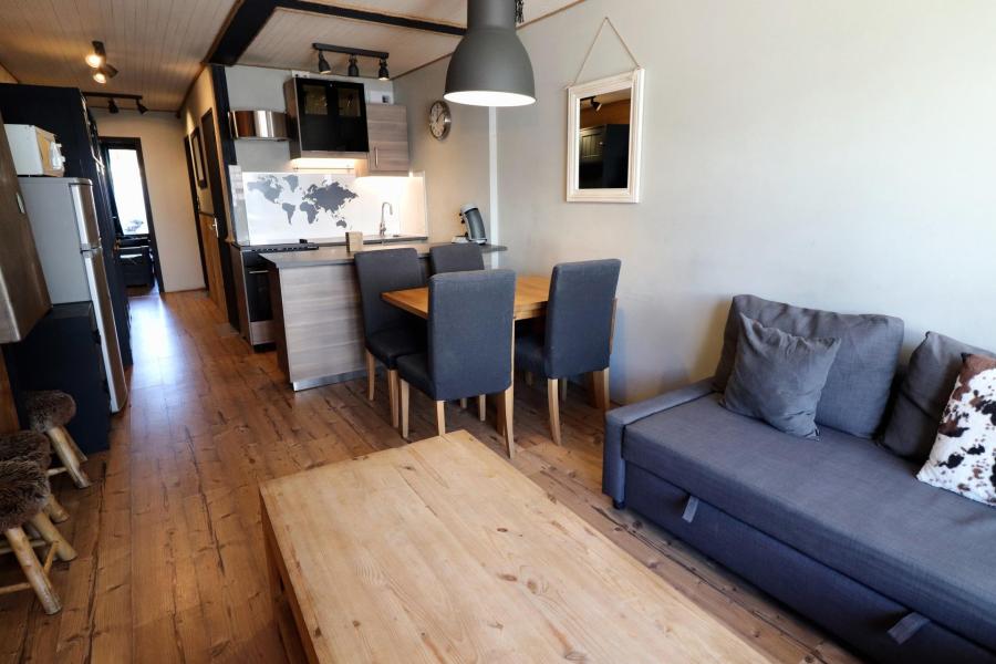 Rent in ski resort 2 room apartment 6 people (B05) - La Résidence les Tufs - Tignes - Living room