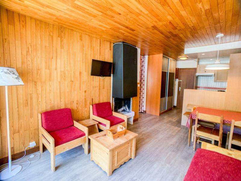 Rent in ski resort 2 room apartment sleeping corner 6 people (A18) - La Résidence les Tufs - Tignes - Living room