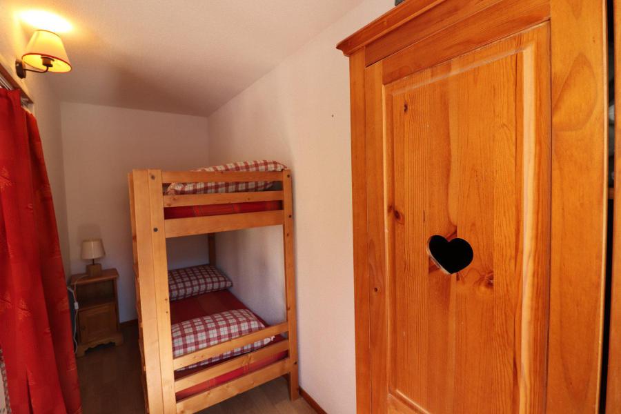 Alquiler al esquí Apartamento cabina para 4 personas (198) - La Résidence Rond Point des Pistes C - Tignes - Habitación