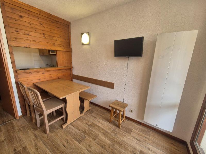 Ski verhuur Studio bergnis 4 personen (188) - La Résidence Rond Point des Pistes C - Tignes - Woonkamer