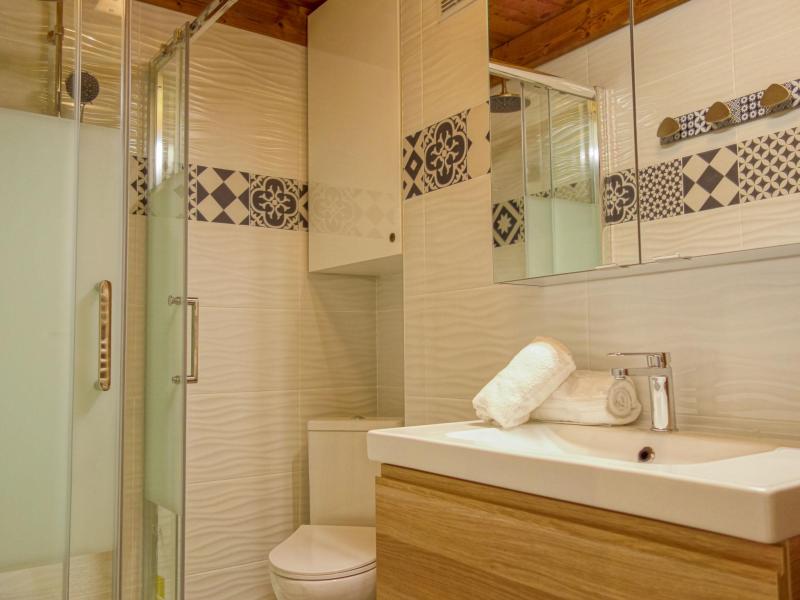 Rent in ski resort 3 room apartment 8 people (5) - Le Grand Tichot A et B - Tignes - Shower room