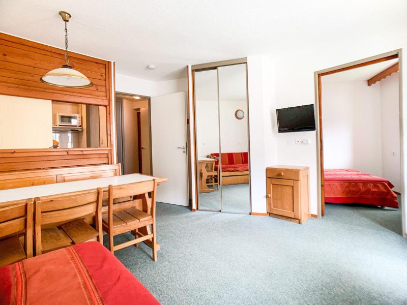 Rent in ski resort 2 room apartment cabin 6 people (3017) - Le Hameau du Borsat 3 - Tignes - Living room