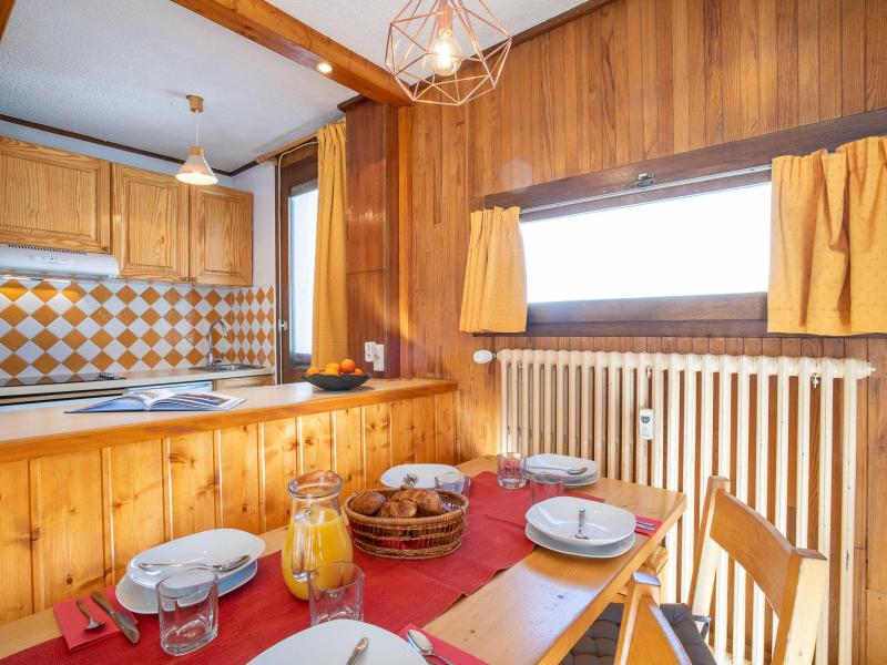 Rent in ski resort 2 room apartment 6 people (3) - Le Pramecou - Tignes - Living room