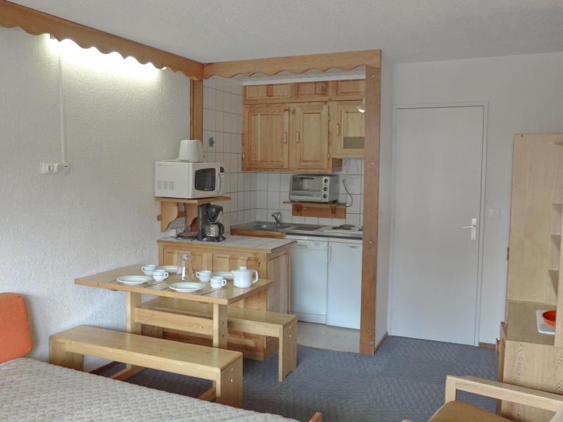 Skiverleih 1-Zimmer-Appartment für 4 Personen (3) - Le Slalom - Tignes - Wohnzimmer