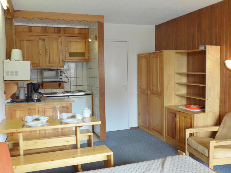 Skiverleih 1-Zimmer-Appartment für 4 Personen (3) - Le Slalom - Tignes - Wohnzimmer