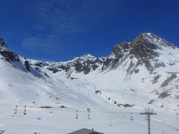 Rent in ski resort Les Tommeuses - Tignes - Winter outside