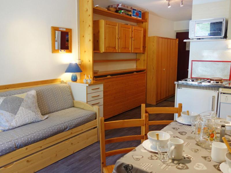 Rent in ski resort 1 room apartment 5 people (10) - Plein Soleil - Tignes - Living room