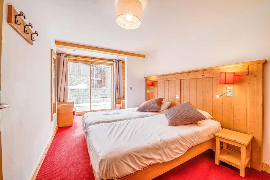 Rent in ski resort 2 room apartment sleeping corner 6 people (2) - Résidence Almes 1 - Tignes - Bedroom