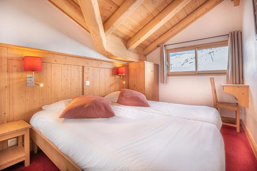 Ski verhuur Appartement 5 kamers mezzanine 12 personen (11) - Résidence Almes 1 - Tignes - Kamer