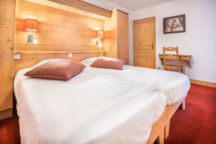 Rent in ski resort Résidence Almes 1 - Tignes - Bedroom