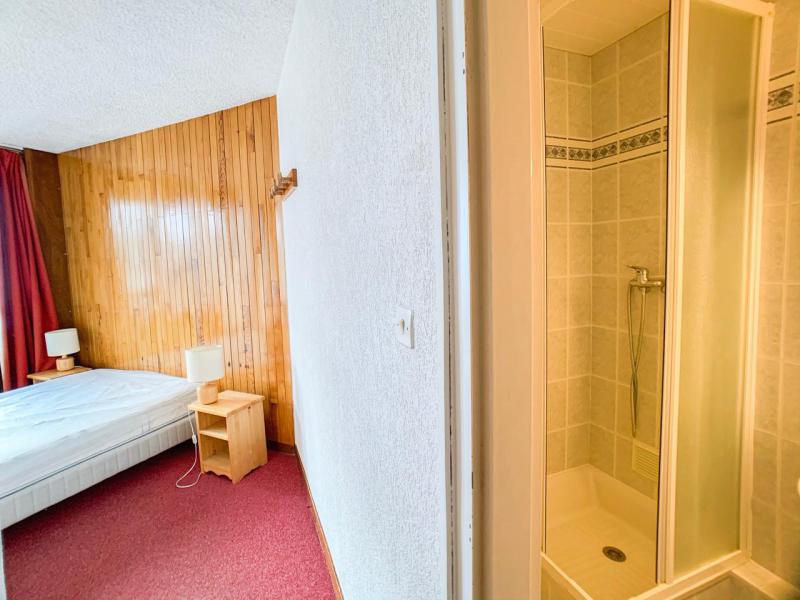Rent in ski resort 3 room apartment 10 people (103) - Résidence Curling B Tour - Tignes - Bedroom
