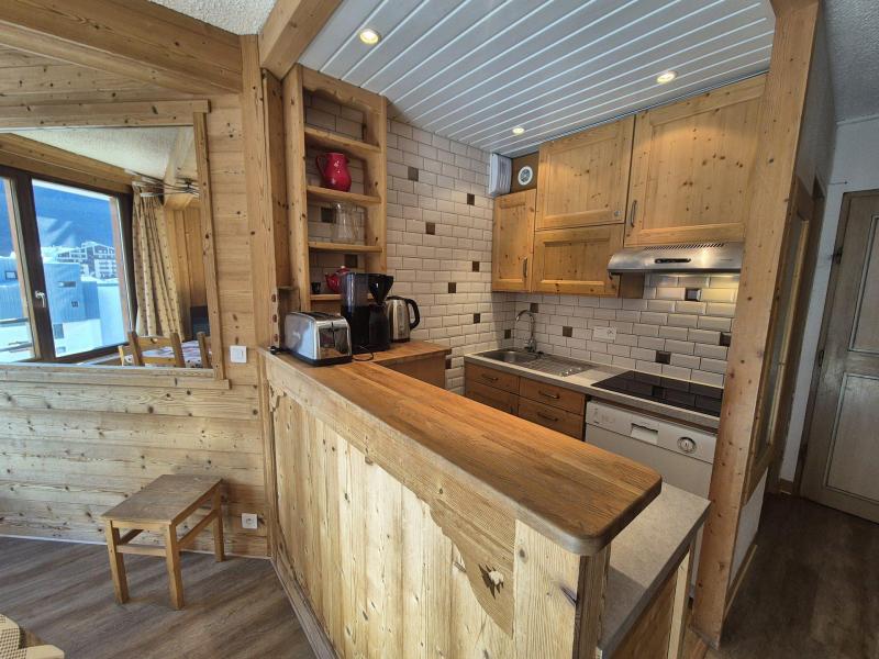 Rent in ski resort 3 room apartment 8 people (106) - Résidence Curling B Tour - Tignes - Kitchen