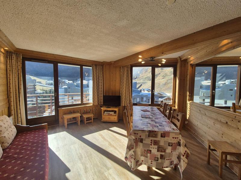 Rent in ski resort 3 room apartment 8 people (106) - Résidence Curling B Tour - Tignes - Living room