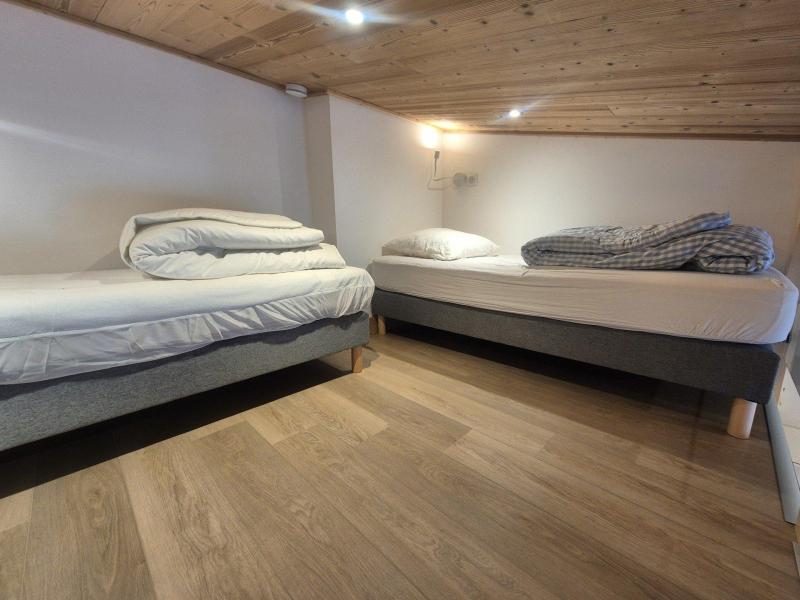 Rent in ski resort Studio mezzanine 4 people (100) - Résidence Curling B Tour - Tignes - Bedroom