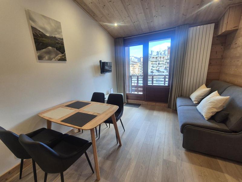 Location au ski Studio mezzanine 4 personnes (100) - Résidence Curling B Tour - Tignes - Séjour