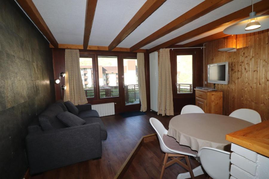 Rent in ski resort 3 room apartment 6 people (B1-02) - Résidence Curling B1-B2 - Tignes - Living room