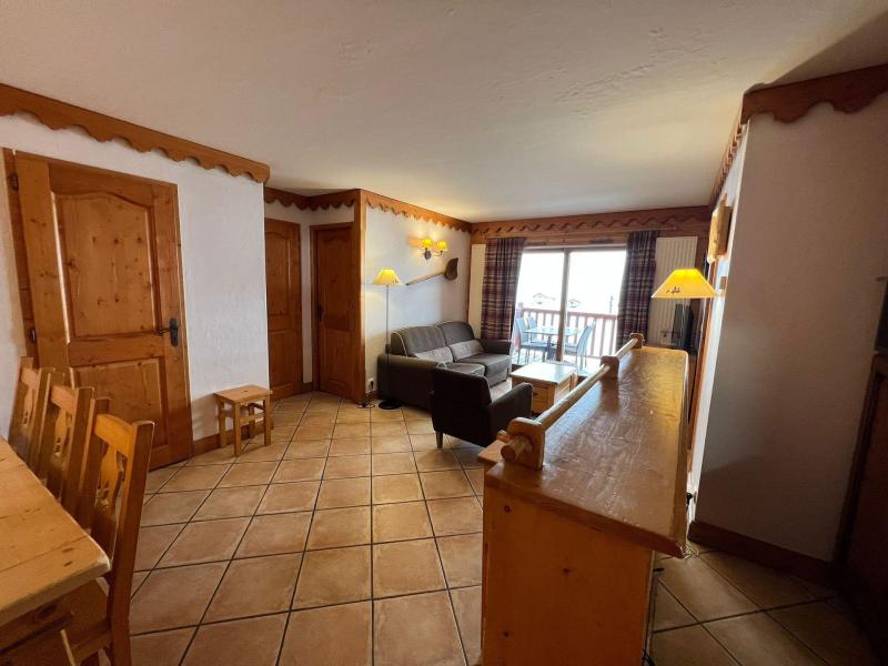 Rent in ski resort 4 room apartment 6 people (A212) - Résidence Ecrin des Neiges - Tignes - Living room