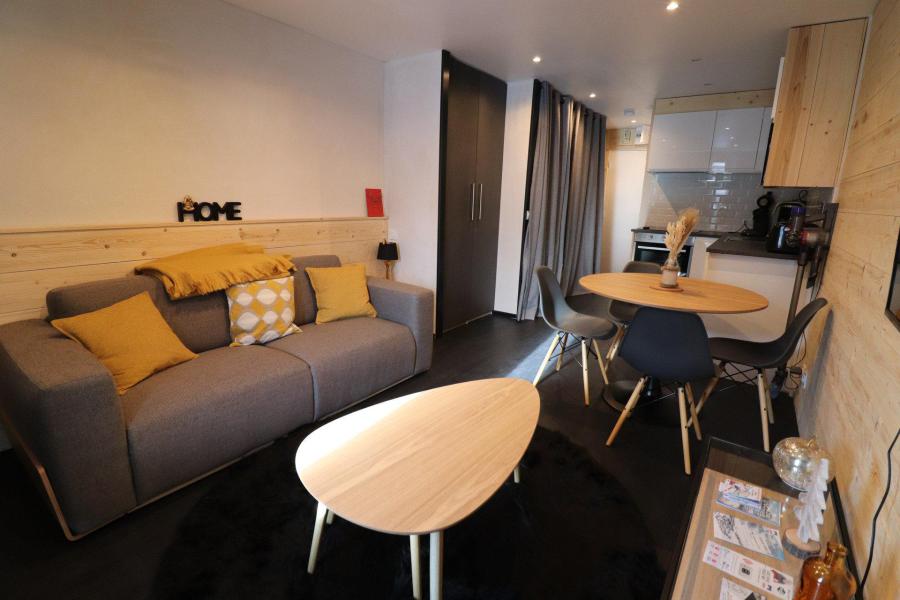 Rent in ski resort Studio sleeping corner 4 people (31) - Résidence Grand Tichot A - Tignes - Living room