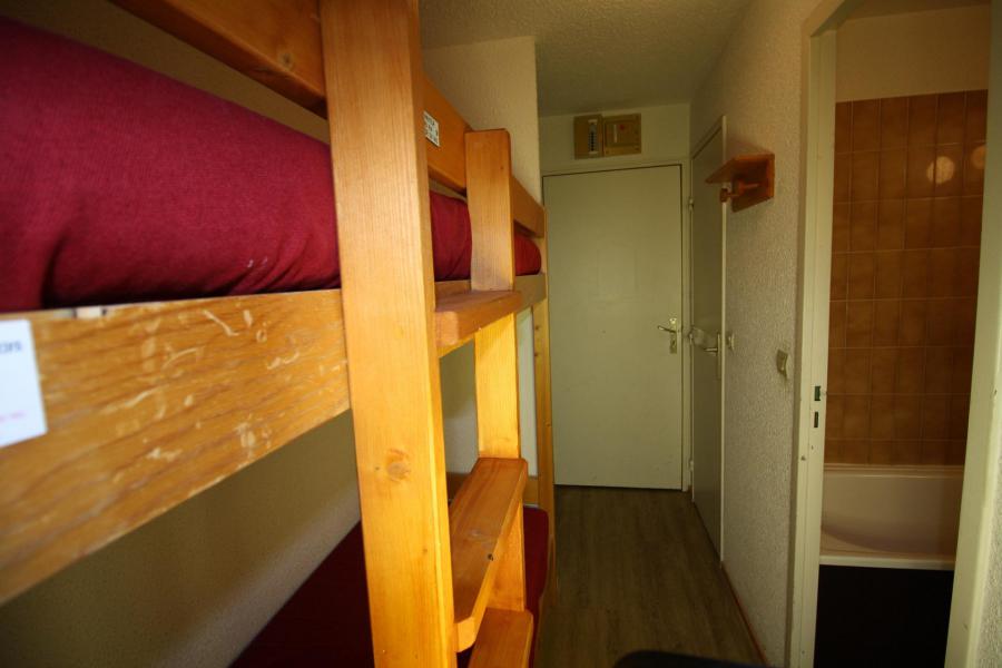 Rent in ski resort Studio sleeping corner 4 people (201CL) - Résidence Home Club 2 - Tignes - Bunk beds