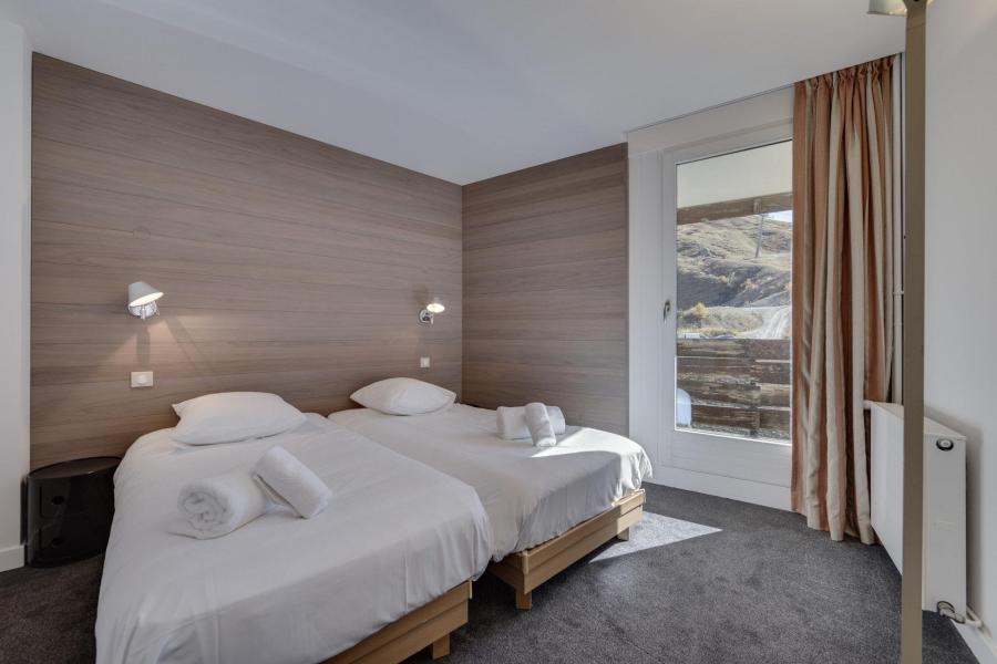 Skiverleih 3-Zimmer-Appartment für 4 Personen (38) - Résidence le Curling A - Tignes - Schlafzimmer