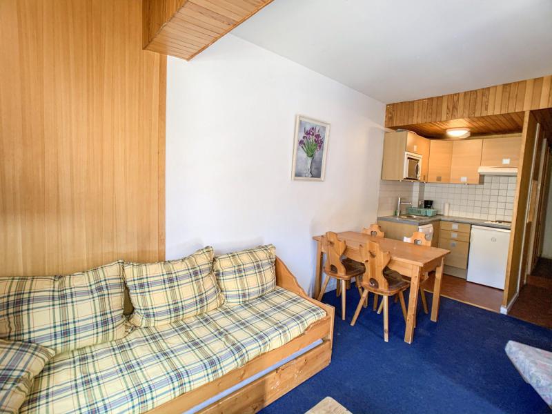Rent in ski resort 2 room apartment 5 people (22) - Résidence le Grand Roc - Tignes - Living room