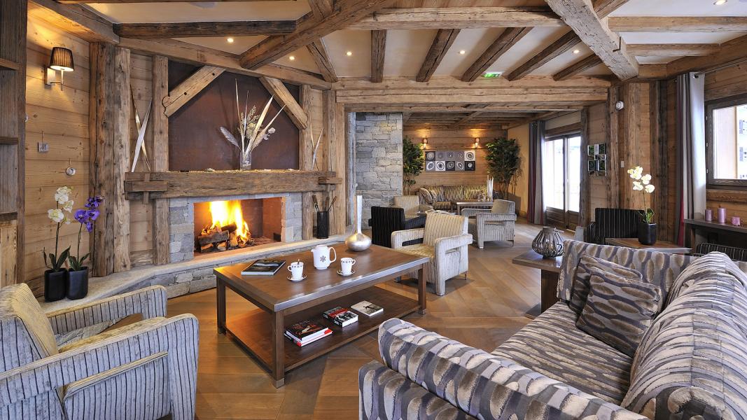 Rent in ski resort Résidence le Jhana - Tignes - Fireplace