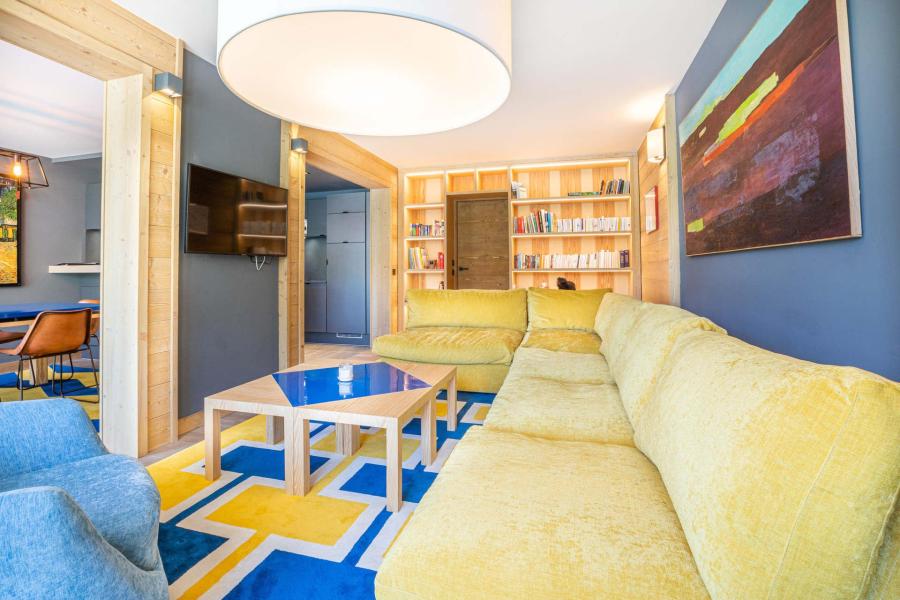 Rent in ski resort 5 room apartment 7 people (Les Alpilles) - Résidence le Phoenix - Tignes - Living room