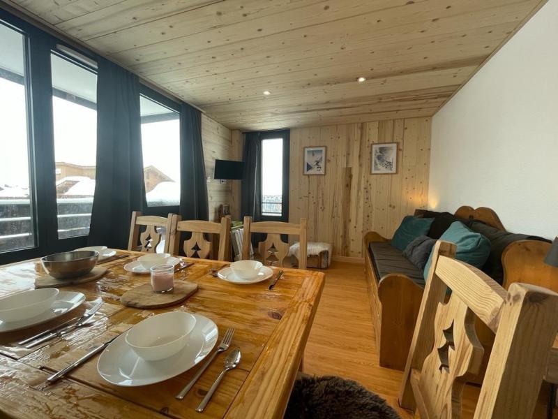 Rent in ski resort 1 room apartment sleeping corner 4 people (50) - Résidence le Sefcotel - Tignes - Living room
