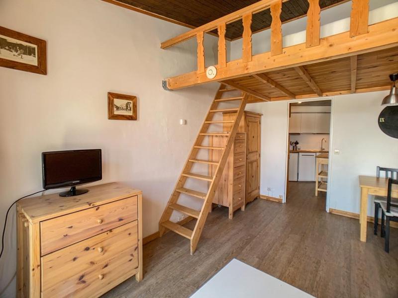 Rent in ski resort Studio mezzanine 4 people (A88) - Résidence le Sefcotel - Tignes - Living room