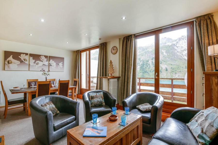 Rent in ski resort 3 room apartment 7 people (013) - Résidence les Armaillis - Tignes - Living room