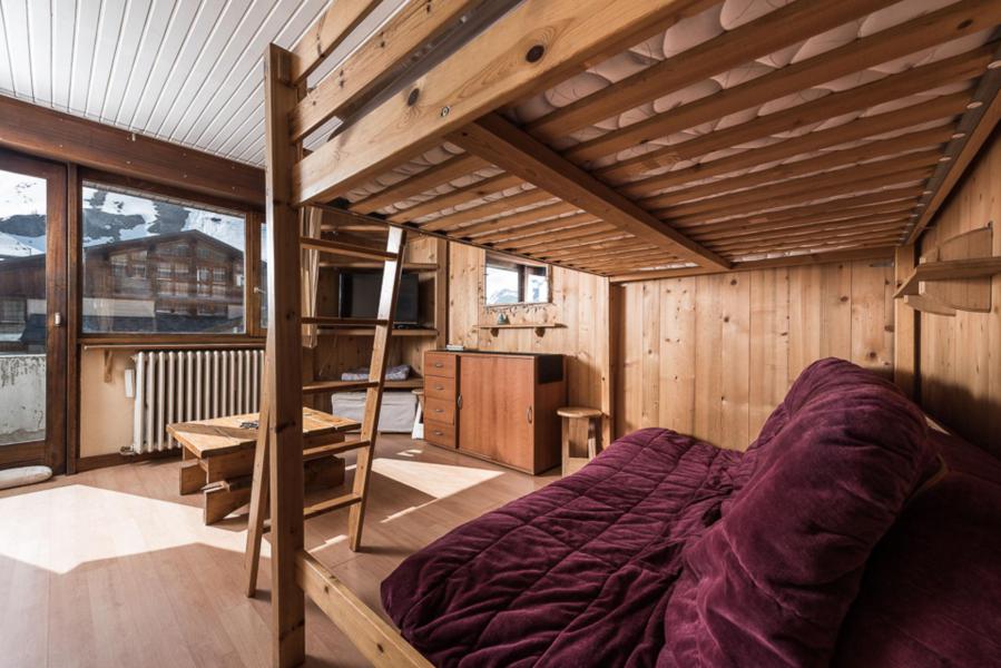 Rent in ski resort Studio 4 people (003) - Résidence Les Chaudes Almes - Tignes - Living room