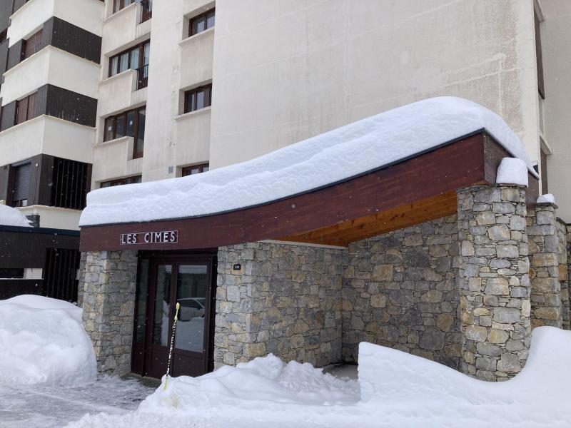 Rent in ski resort Résidence Les Cimes - Tignes - Winter outside